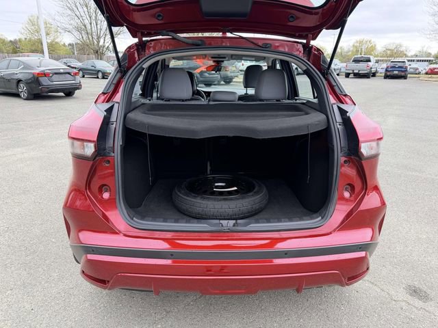 Used 2023 Nissan Kicks SR w/ SR Premium Package FWD image 12