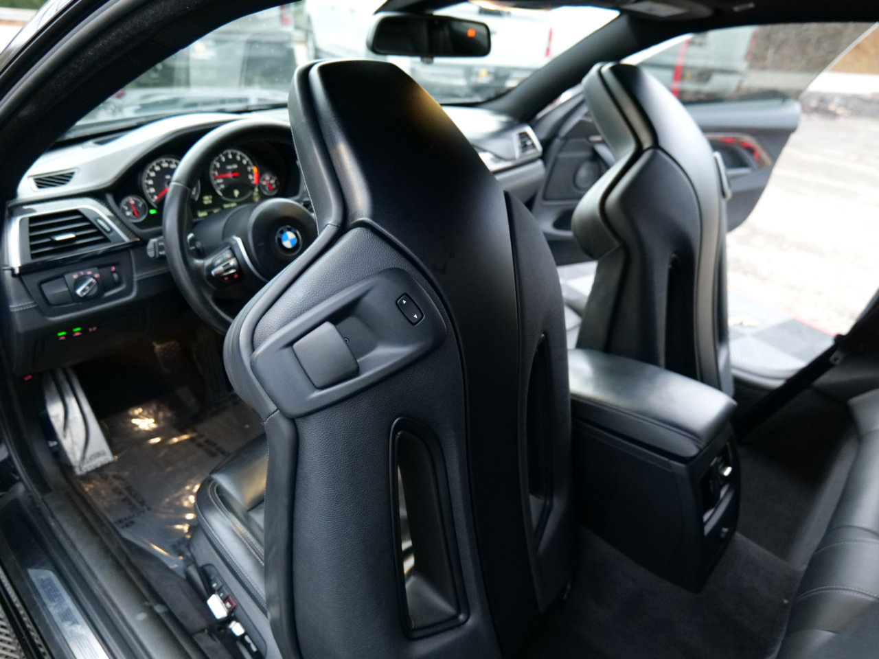 Used 2020 BMW M4 Coupe w/ Competition Package image 50