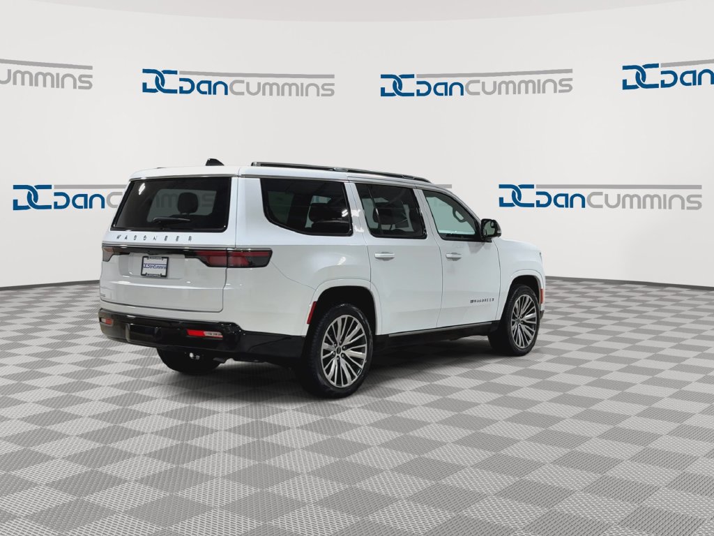 Used 2025 Jeep Wagoneer Series II AWD/4WD image 8