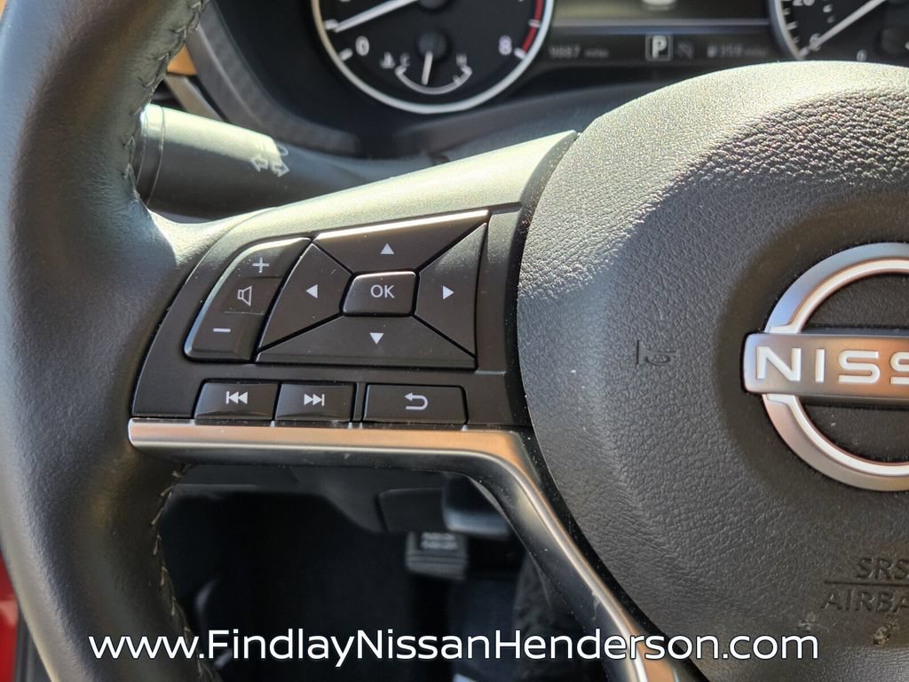 Used 2025 Nissan Sentra SV w/ SV Premium Package FWD image 23
