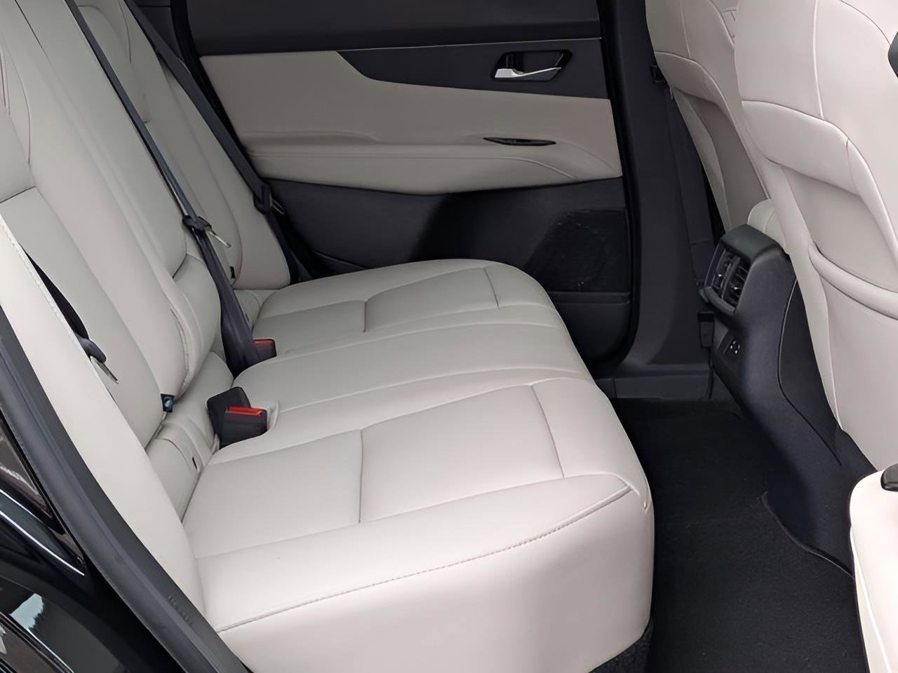 Certified 2025 Nissan Murano SV AWD/4WD image 25