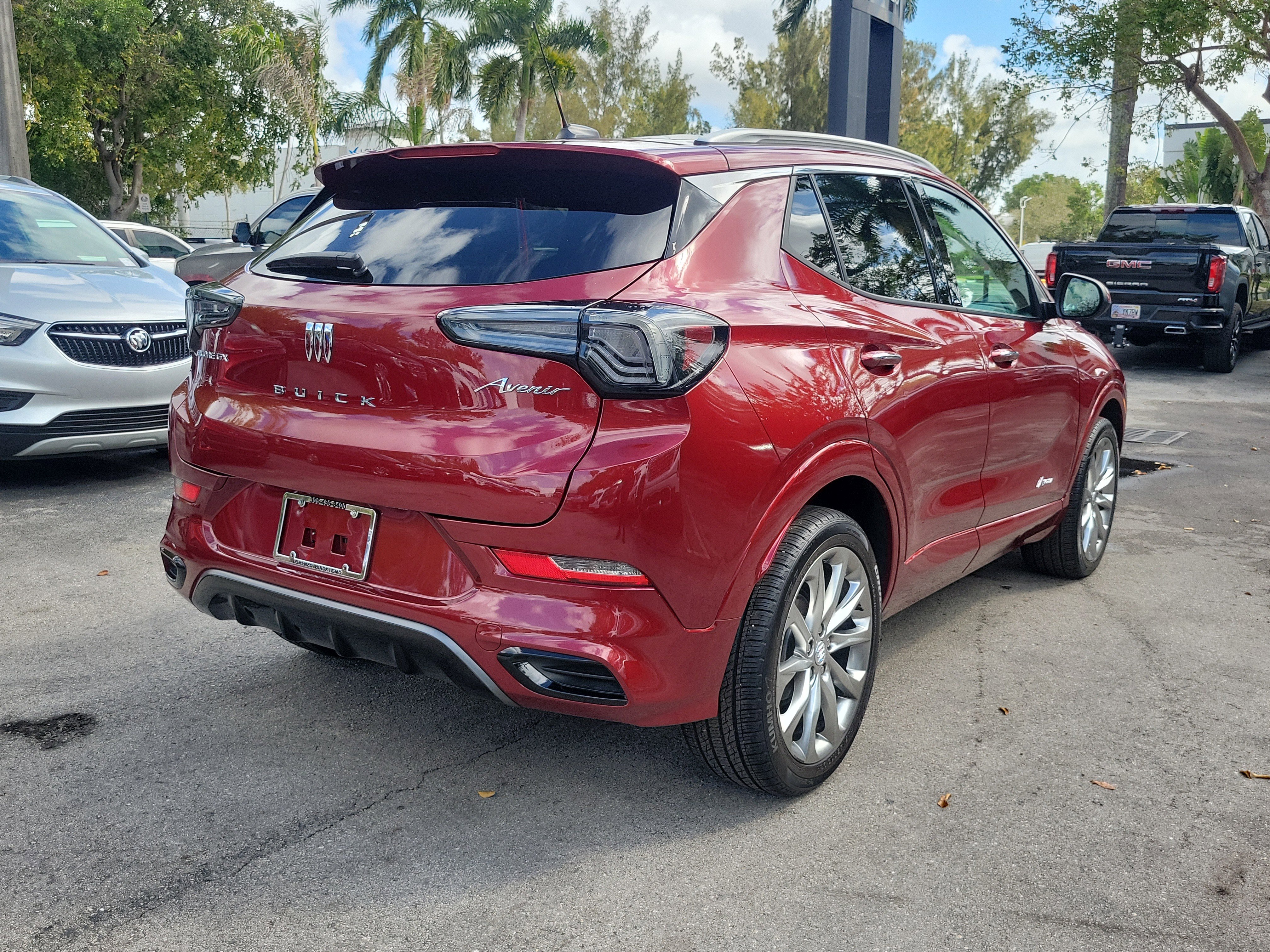 Used 2024 Buick Encore GX Avenir image 5