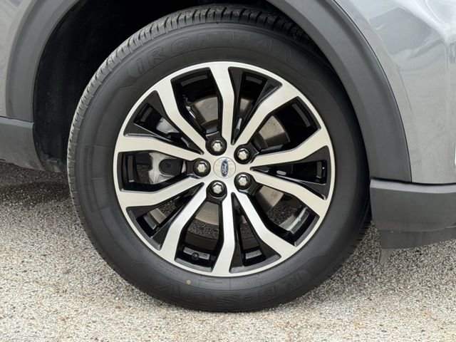 Certified 2025 Ford Explorer ST-Line AWD/4WD image 37