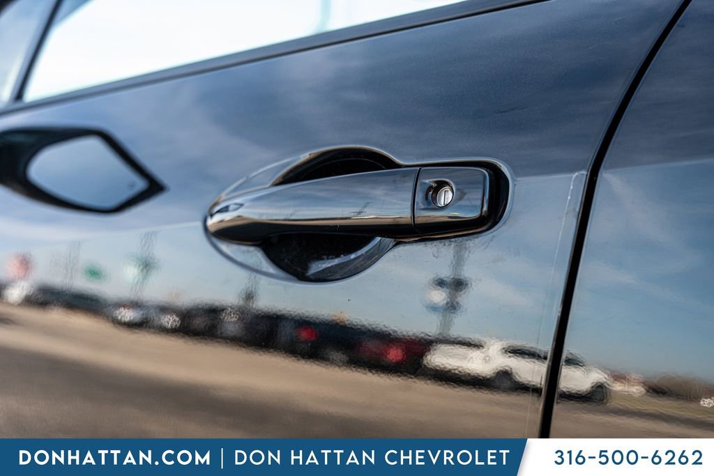 Used 2021 Nissan Versa SV image 29