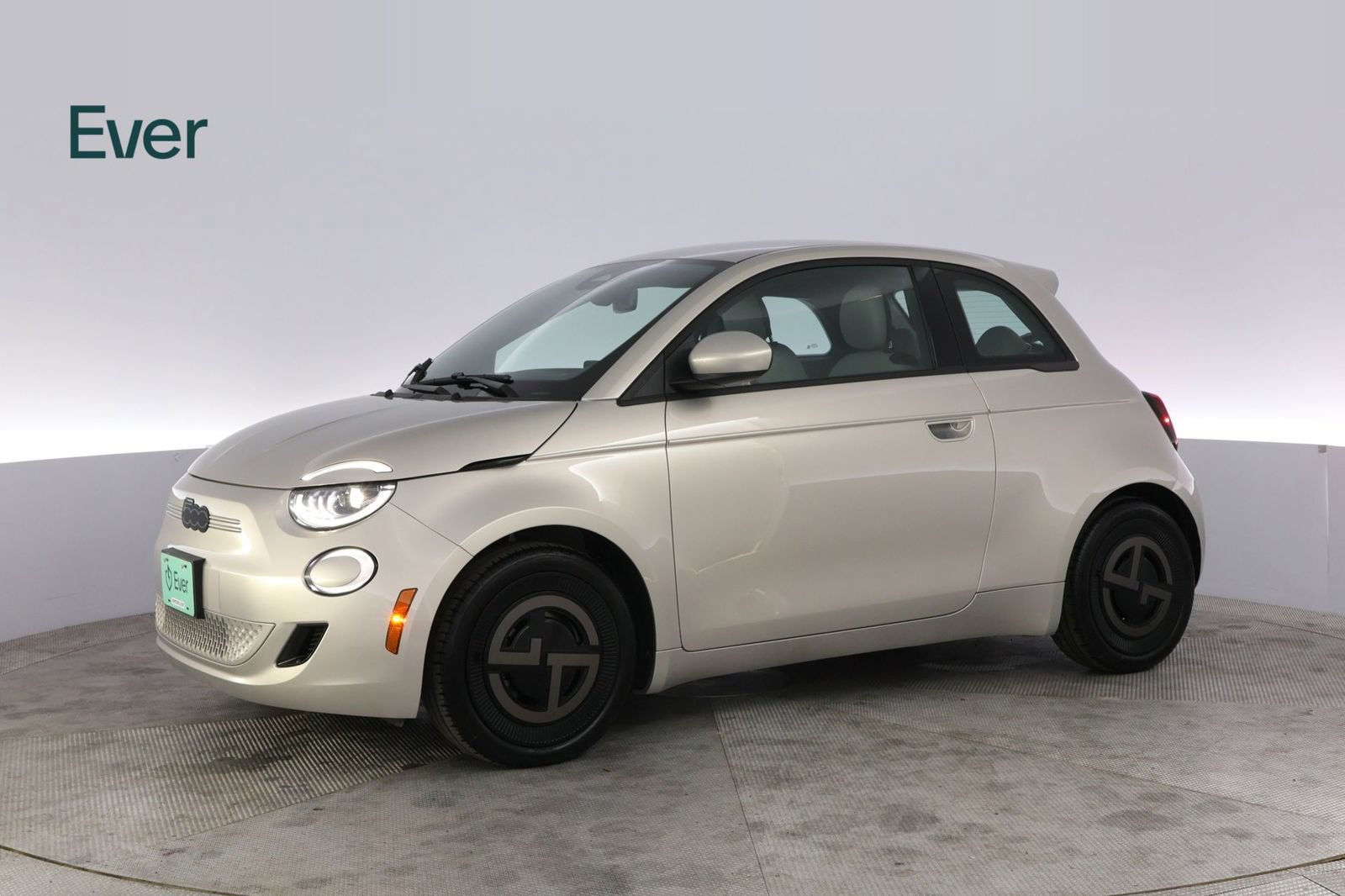 Used 2025 FIAT 500 e FWD image 18