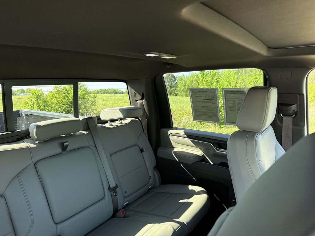 Certified 2025 GMC Sierra 2500 SLT w/ SLT Premium Package image 14