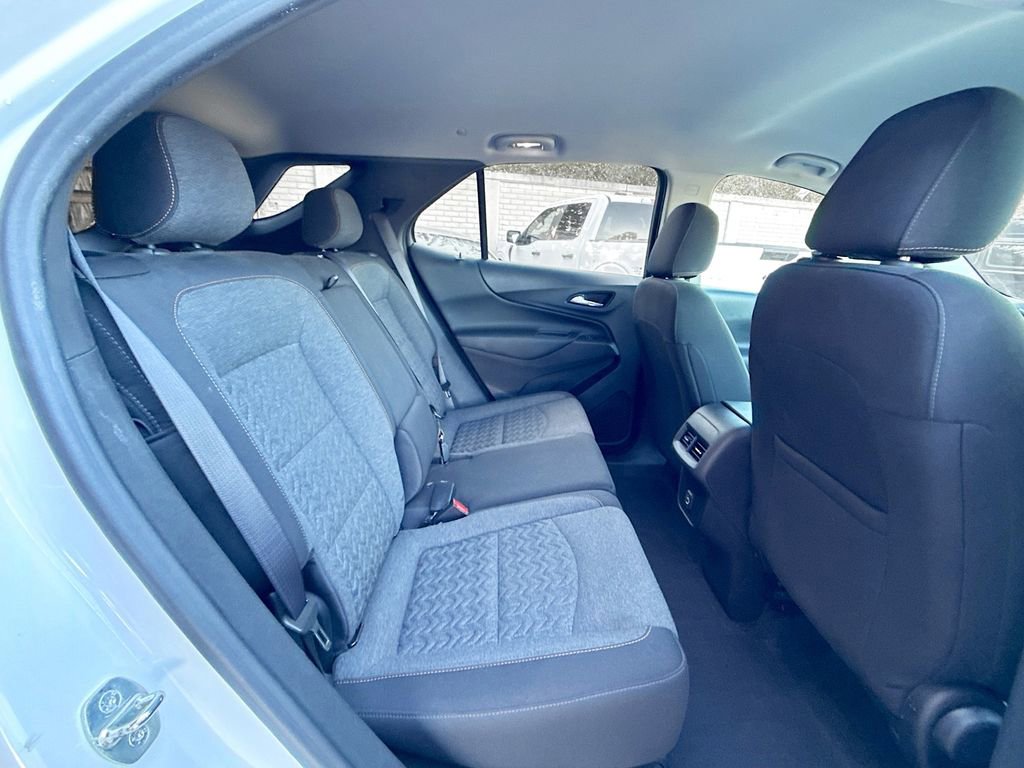 Used 2022 Chevrolet Equinox LT w/ Driver Convenience Package FWD image 29
