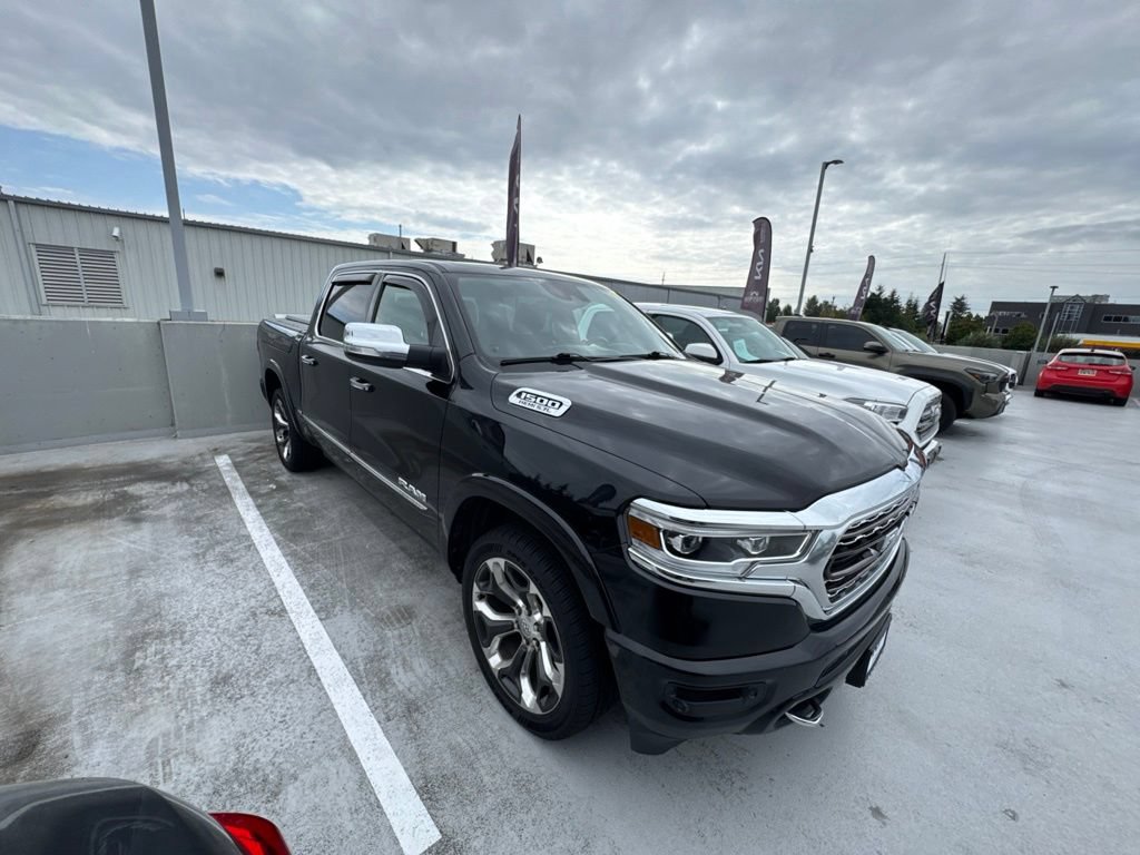 Used 2018 Honda Pilot Touring image 13
