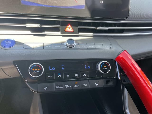 Used 2023 Hyundai Elantra SEL w/ Convenience Package FWD image 24