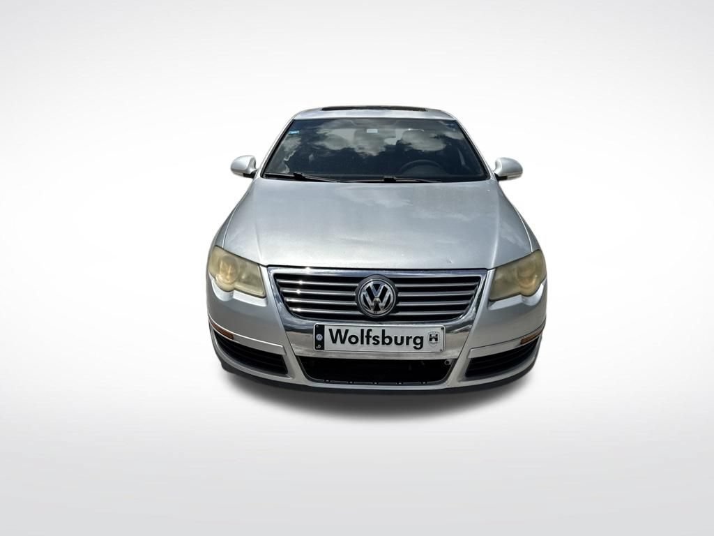Used 2007 Volkswagen Passat 2.0T FWD image 3