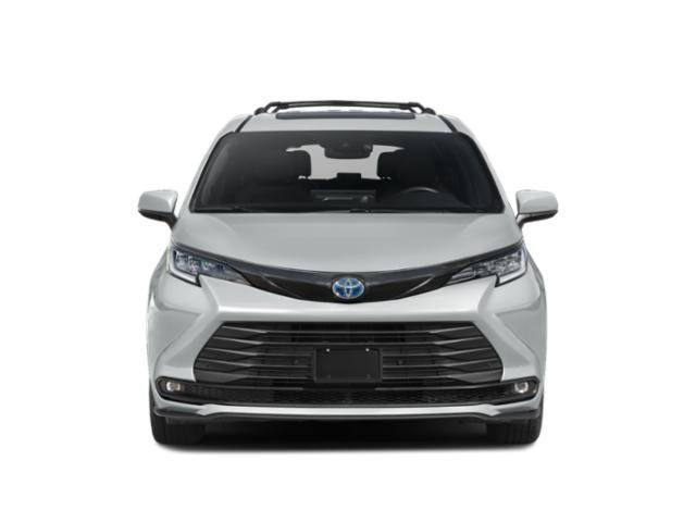 New 2026 Toyota Sienna XLE Woodland Edition AWD/4WD image 7