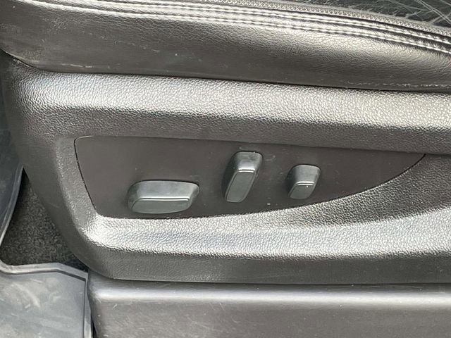 Used 2018 GMC Yukon Denali w/ Open Road Package image 16