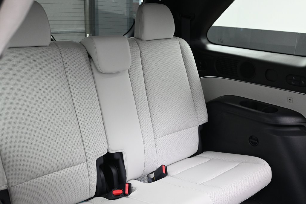 Used 2026 Hyundai Palisade Calligraphy FWD image 22