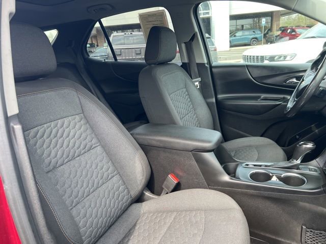 Used 2018 Chevrolet Equinox LT w/ Sun & Infotainment Package image 28