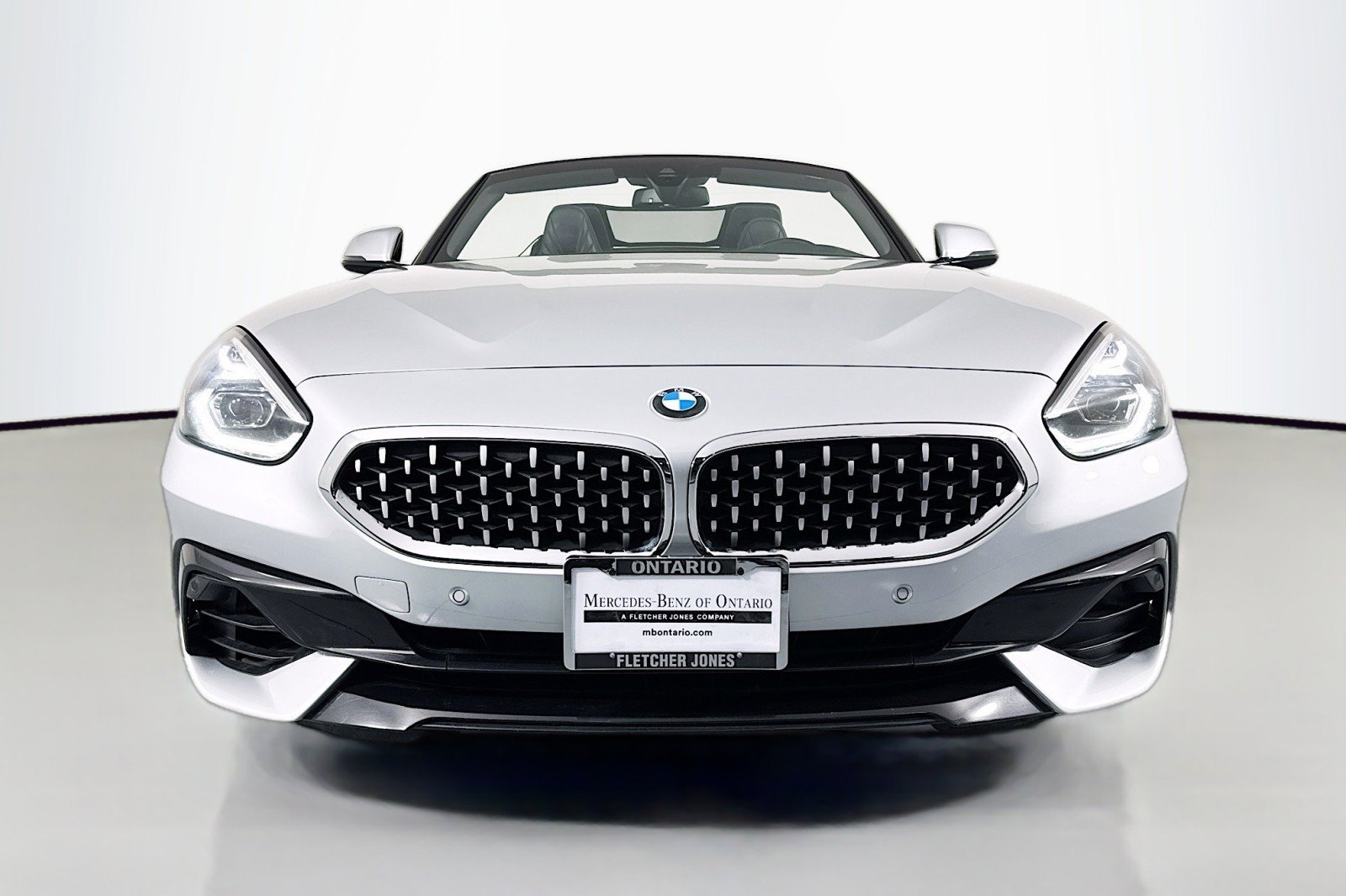 Used 2021 BMW Z4 sDrive30i w/ Executive Package image 3