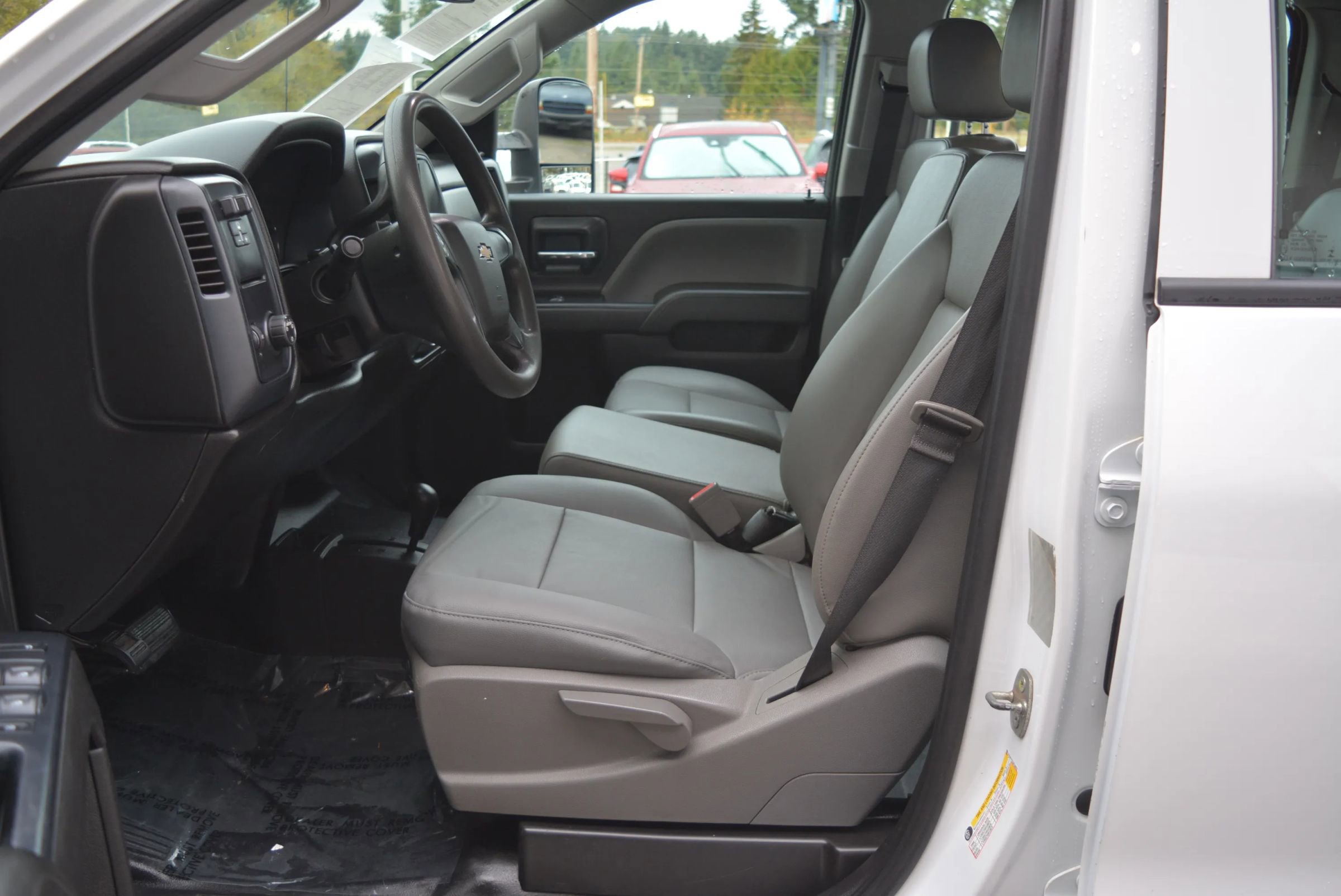 Used 2018 Chevrolet Silverado 3500 W/T AWD/4WD image 11