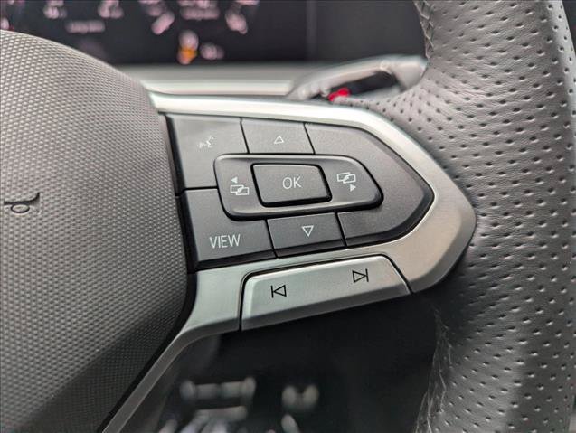New 2026 Volkswagen Tiguan SE R-Line FWD image 14