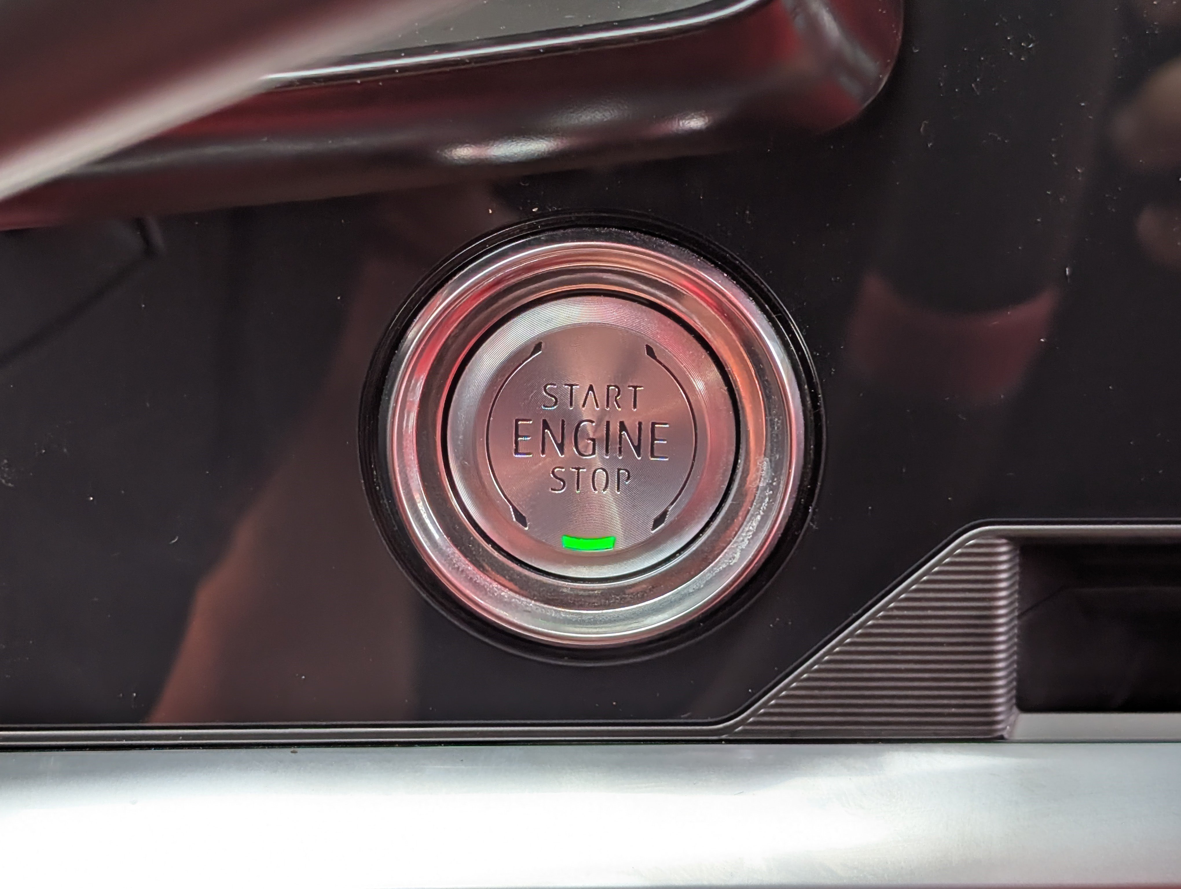 Used 2024 Chevrolet Corvette Stingray Premium Cpe w/ 3LT RWD image 32