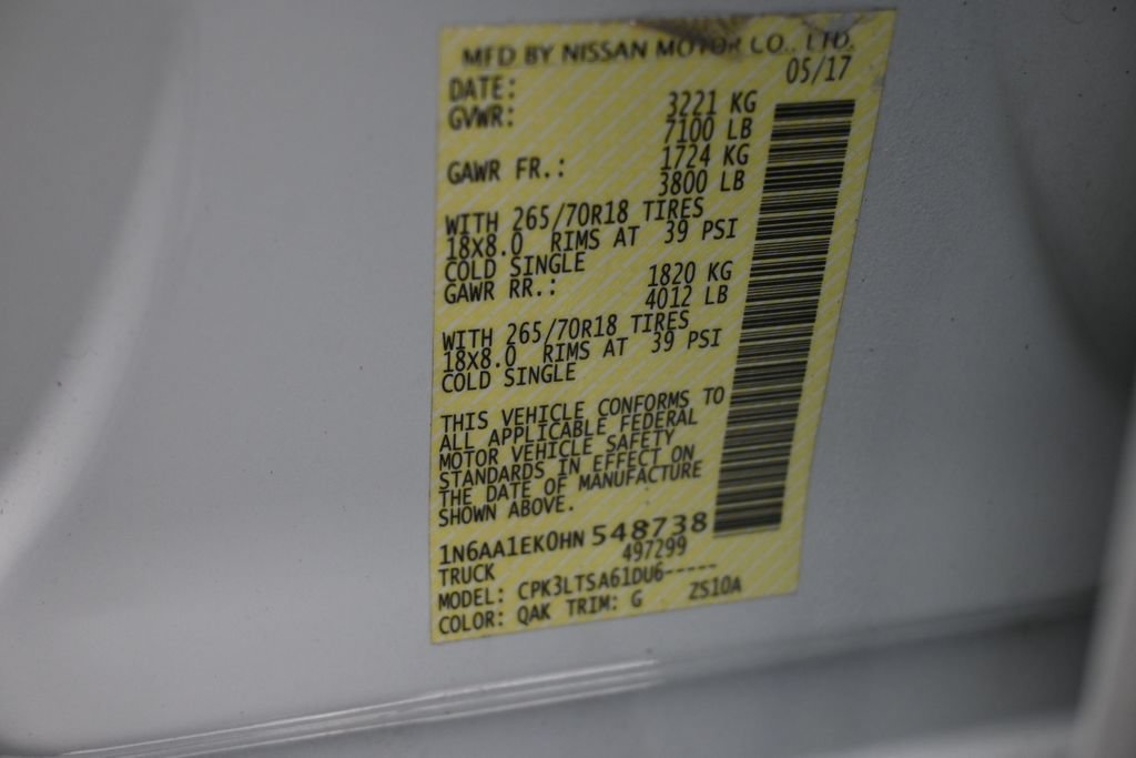 Used 2017 Nissan Titan SV RWD image 14