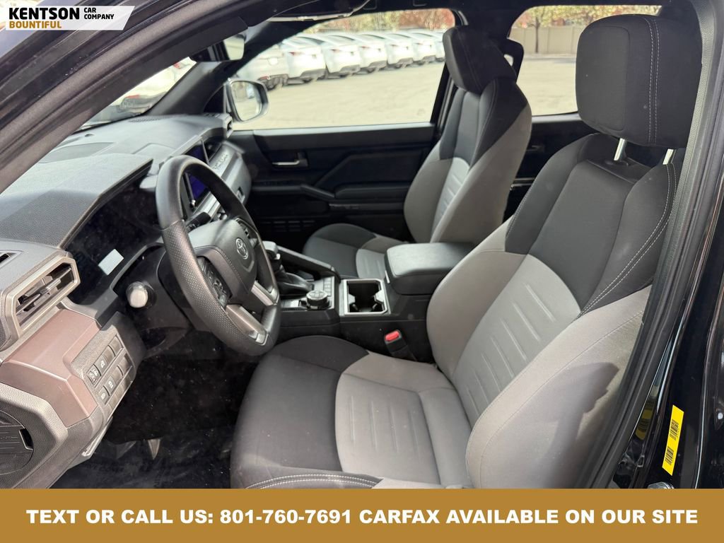 Used 2025 Toyota Tacoma TRD Off-Road image 29