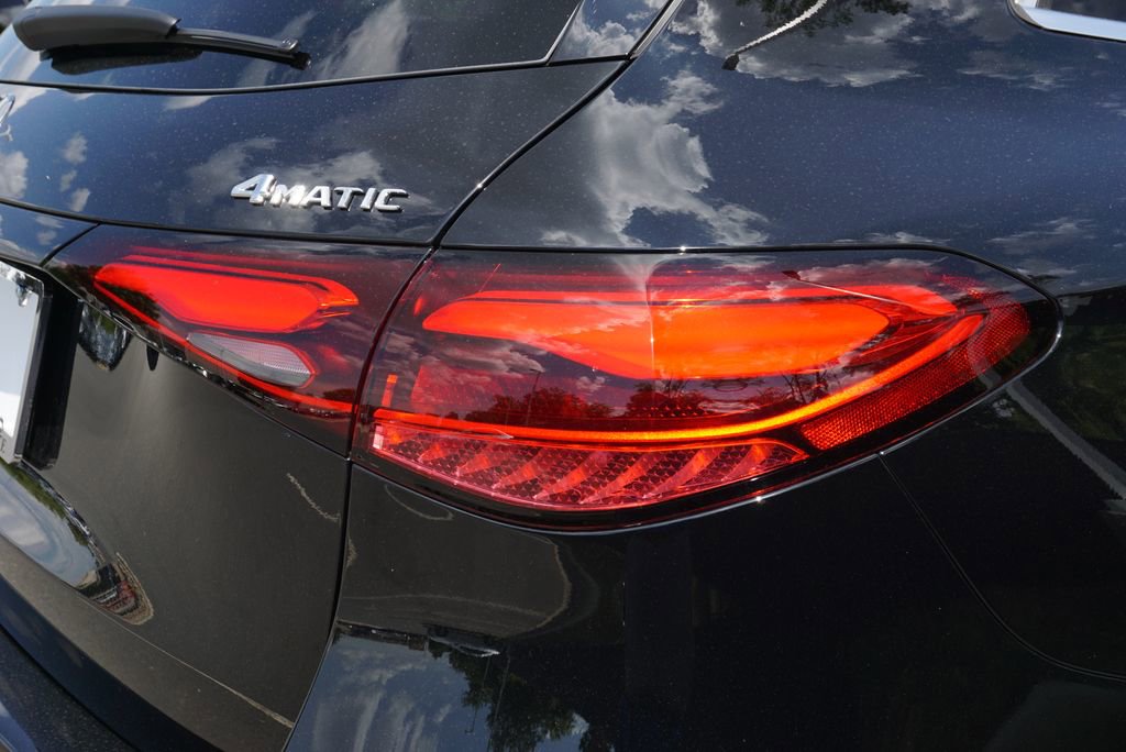 Certified 2025 Mercedes-Benz GLC 300 4MATIC image 15