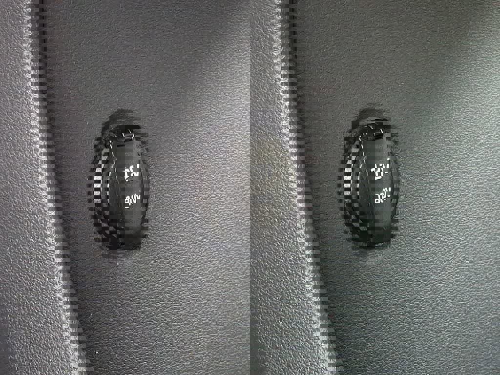 Used 2025 Hyundai Santa Fe SEL image 25