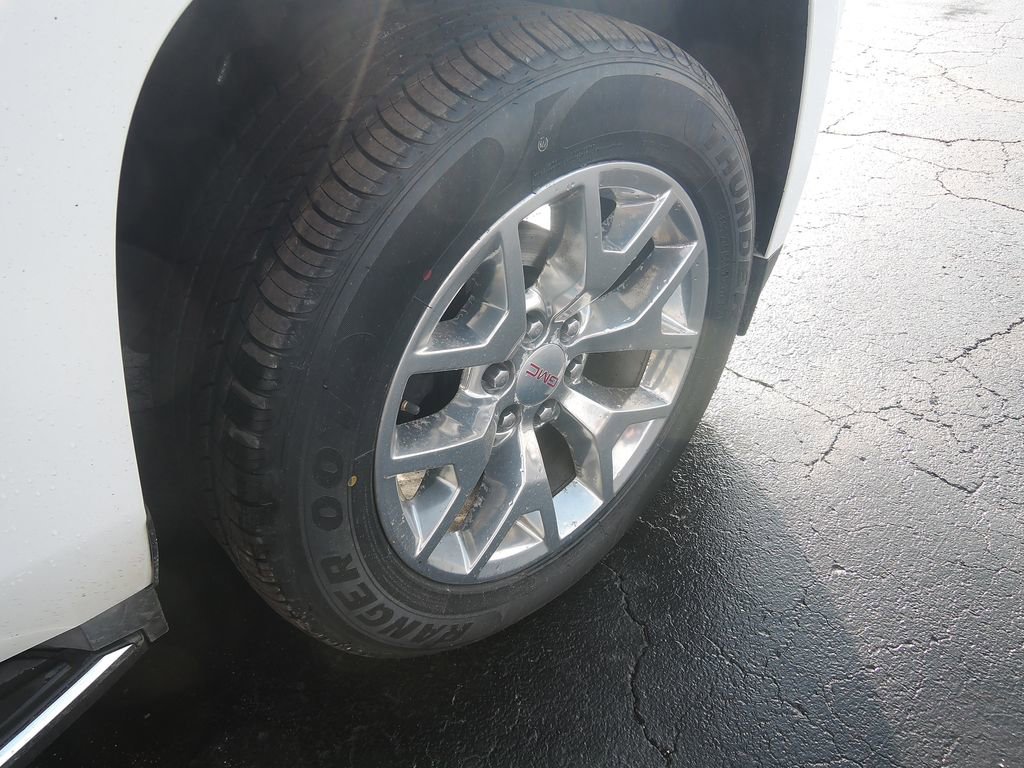 Used 2015 GMC Yukon SLT w/ Open Road Package AWD/4WD image 38