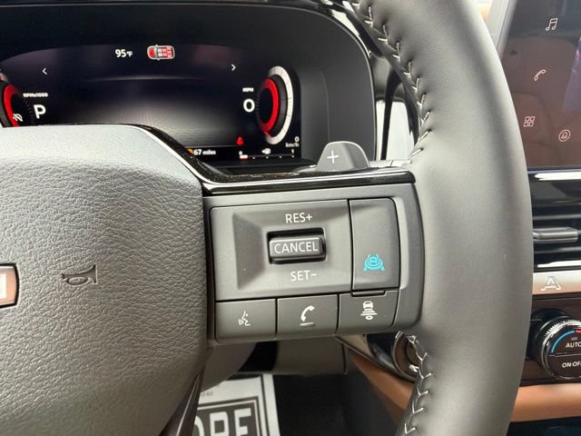 New 2026 Nissan Pathfinder Platinum FWD image 24