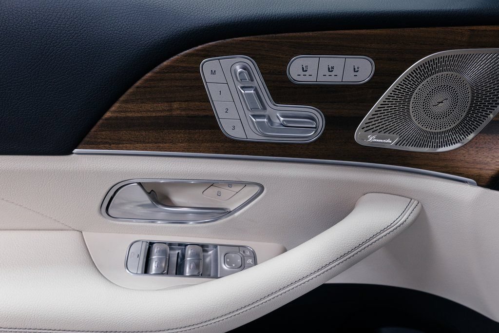 Certified 2026 Mercedes-Benz GLE 350 4MATIC image 6