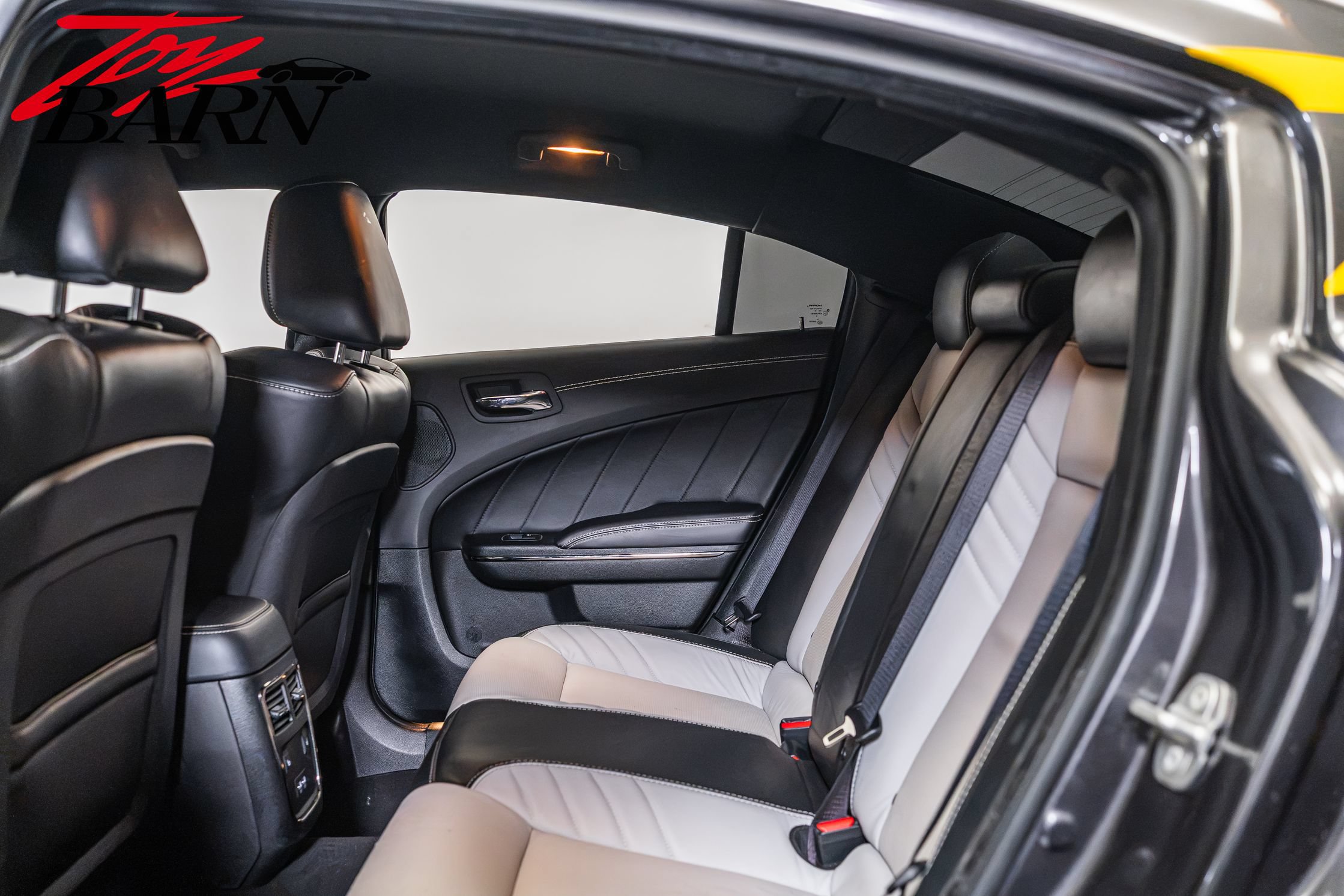 Used 2023 Dodge Charger SRT Hellcat w/ Harman/Kardon Audio Group RWD image 41