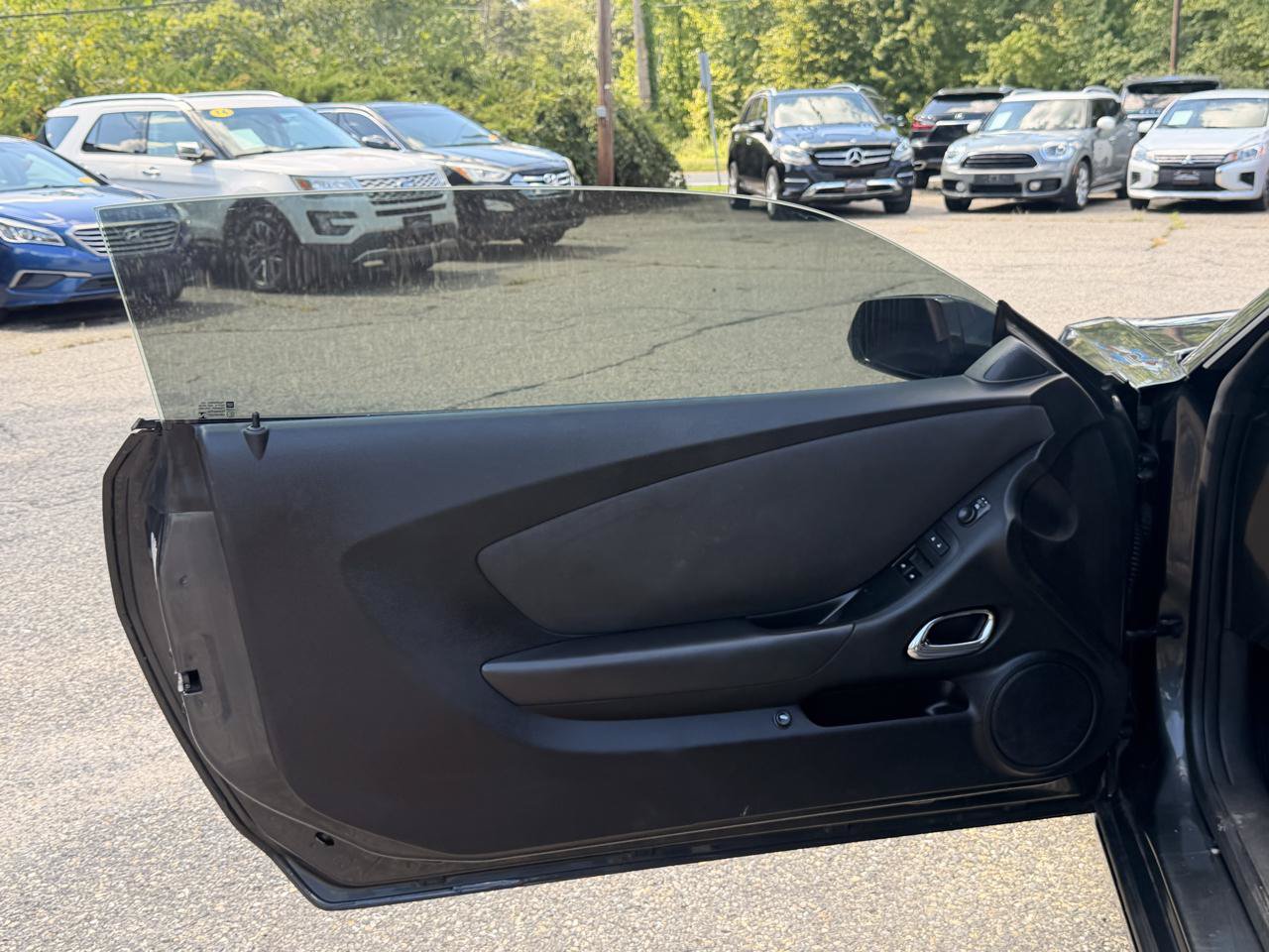 Used 2015 Chevrolet Camaro LT RWD image 16