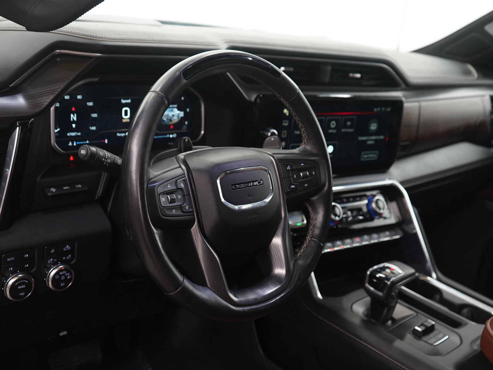 Used 2023 GMC Sierra 1500 Denali Ultimate image 18