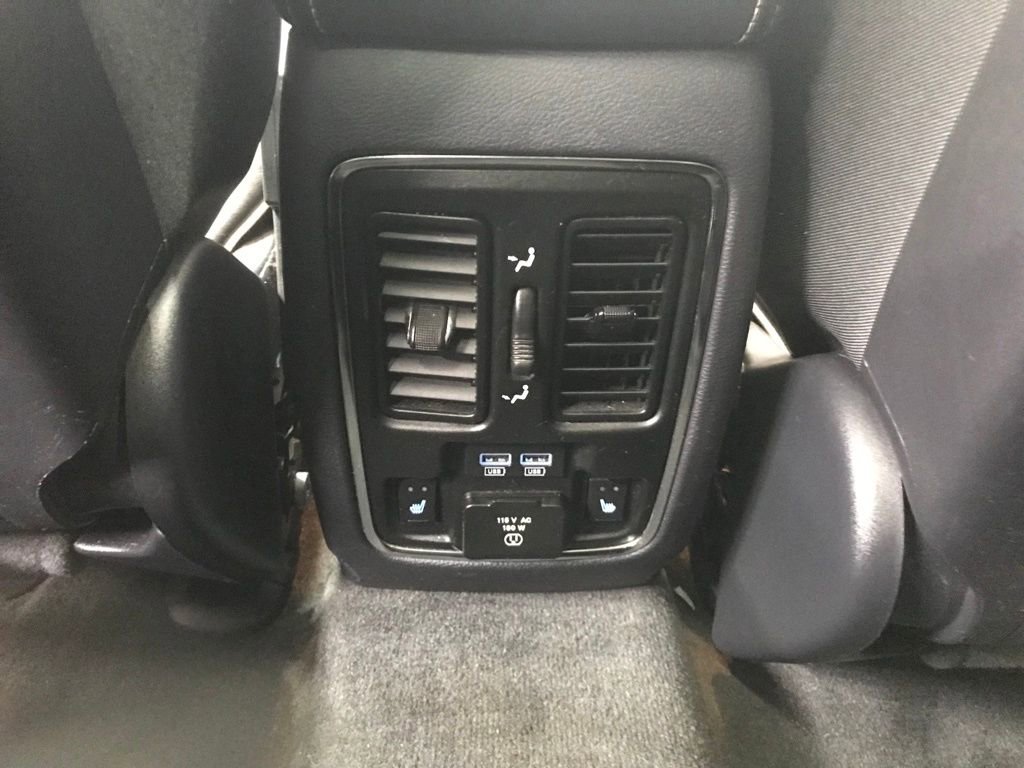Used 2017 Jeep Grand Cherokee Overland w/ Jeep Active Safety Group image 29