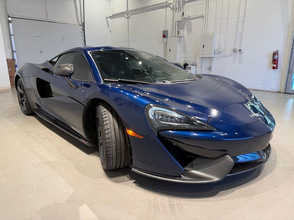 Used 2016 McLaren 570S Coupe RWD image 3