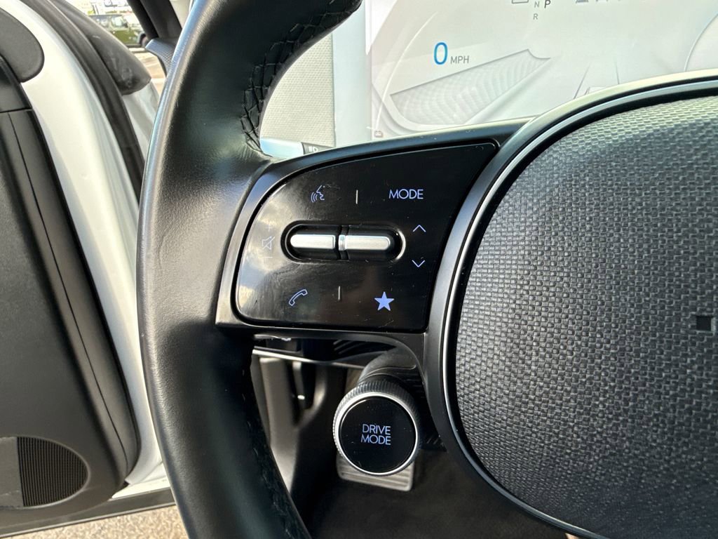 Used 2024 Hyundai Ioniq 5 SE image 31