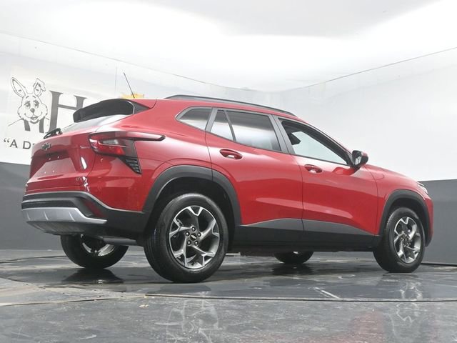 New 2026 Chevrolet Trax LT w/ Driver Confidence Package image 11