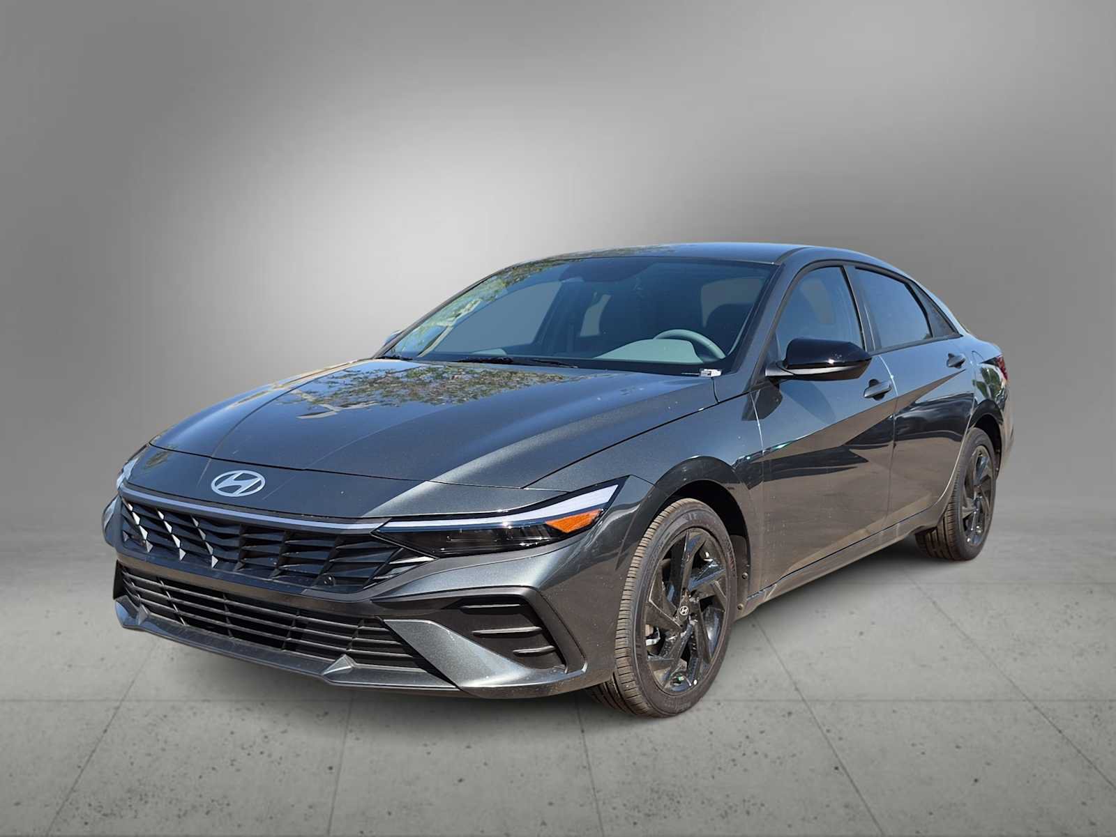 New 2026 Hyundai Elantra Sport w/ Cargo Package FWD image 4