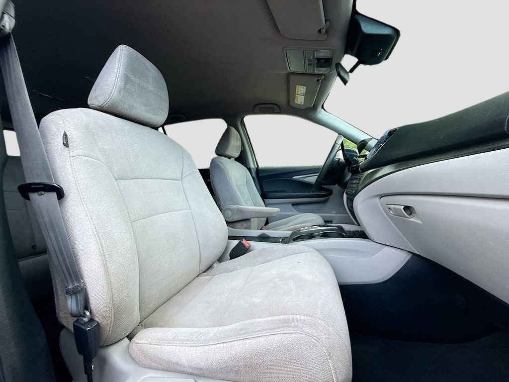 Used 2021 Honda Pilot EX image 30