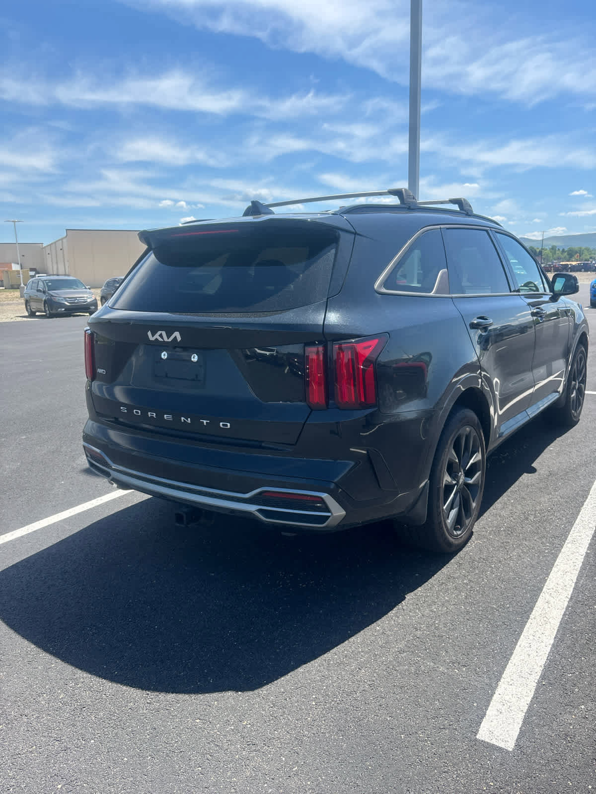 Used 2022 Kia Sorento SX AWD/4WD image 3