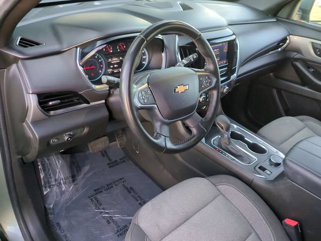 Used 2023 Chevrolet Traverse LT FWD image 11
