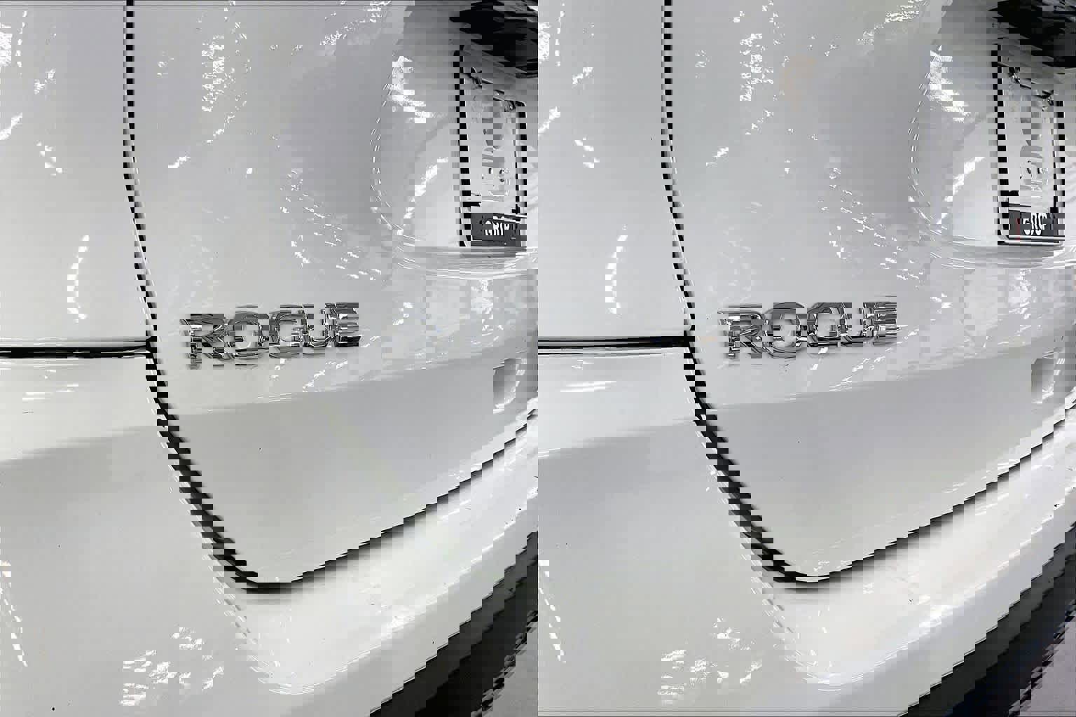 Used 2019 Nissan Rogue S image 88