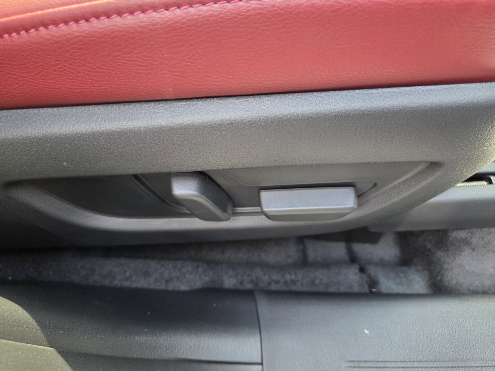 New 2026 MAZDA CX-70 3.3 Turbo S w/ Premium Package AWD/4WD image 13