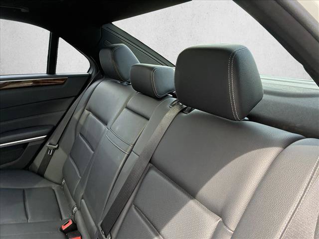Used 2014 Mercedes-Benz E 350 4MATIC Sedan image 14