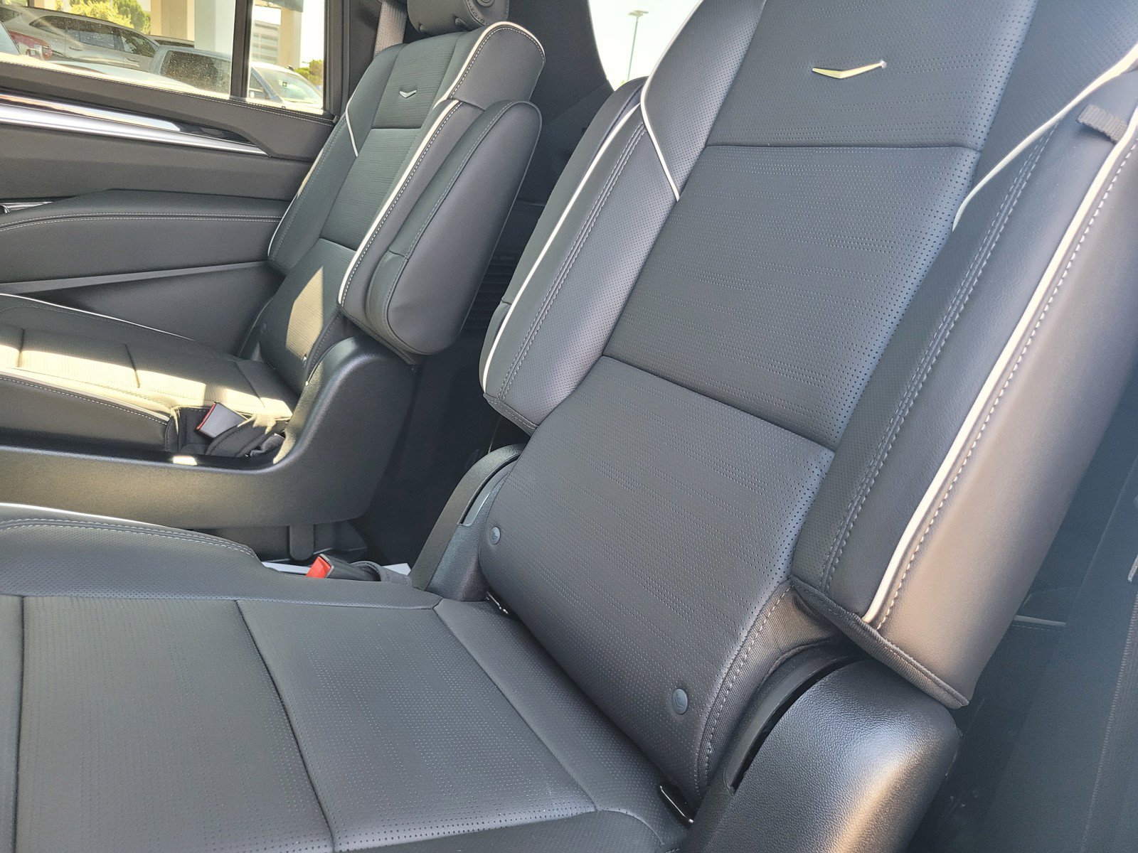 New 2026 Cadillac Escalade ESV Sport AWD/4WD image 6