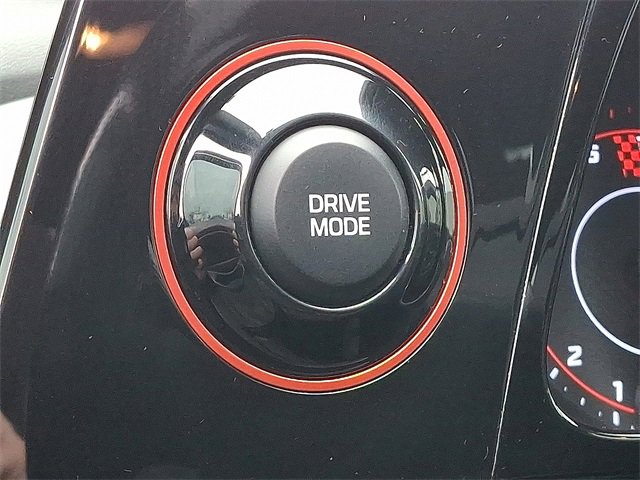 Used 2022 Hyundai Elantra N Line image 25