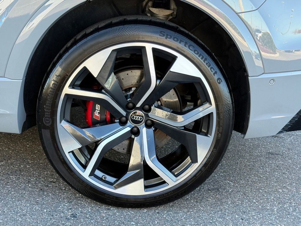 Used 2024 Audi RS Q8 w/ Black Optic Package image 78