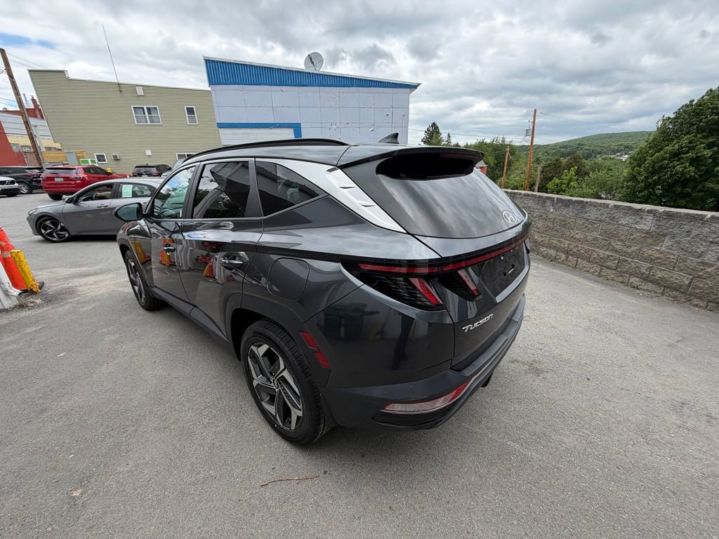 Used 2023 Hyundai Tucson SEL w/ Convenience Package AWD/4WD image 3