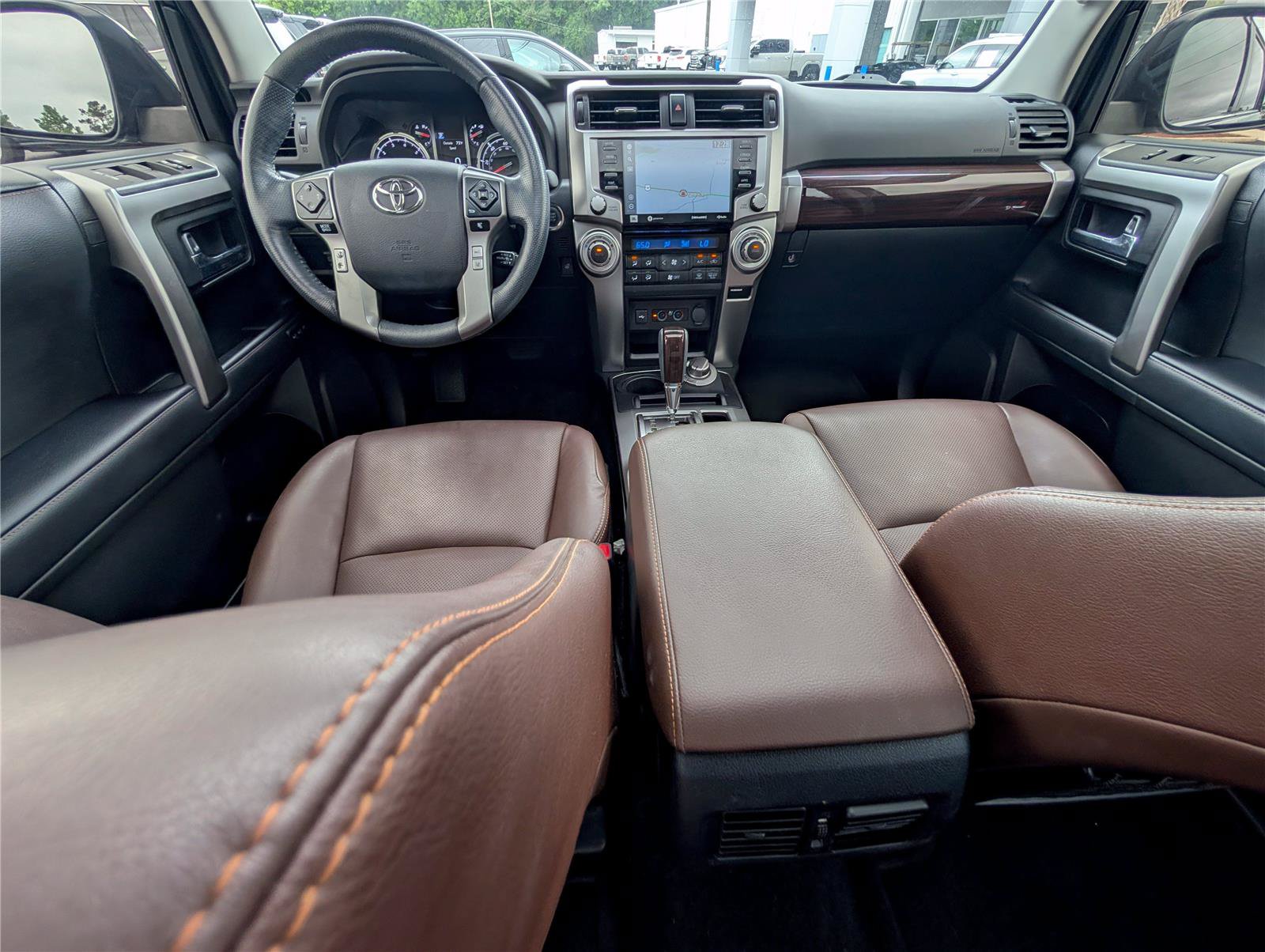 Used 2023 Toyota 4Runner Limited AWD/4WD image 31