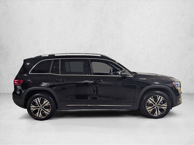 Used 2026 Mercedes-Benz GLB 250 image 4