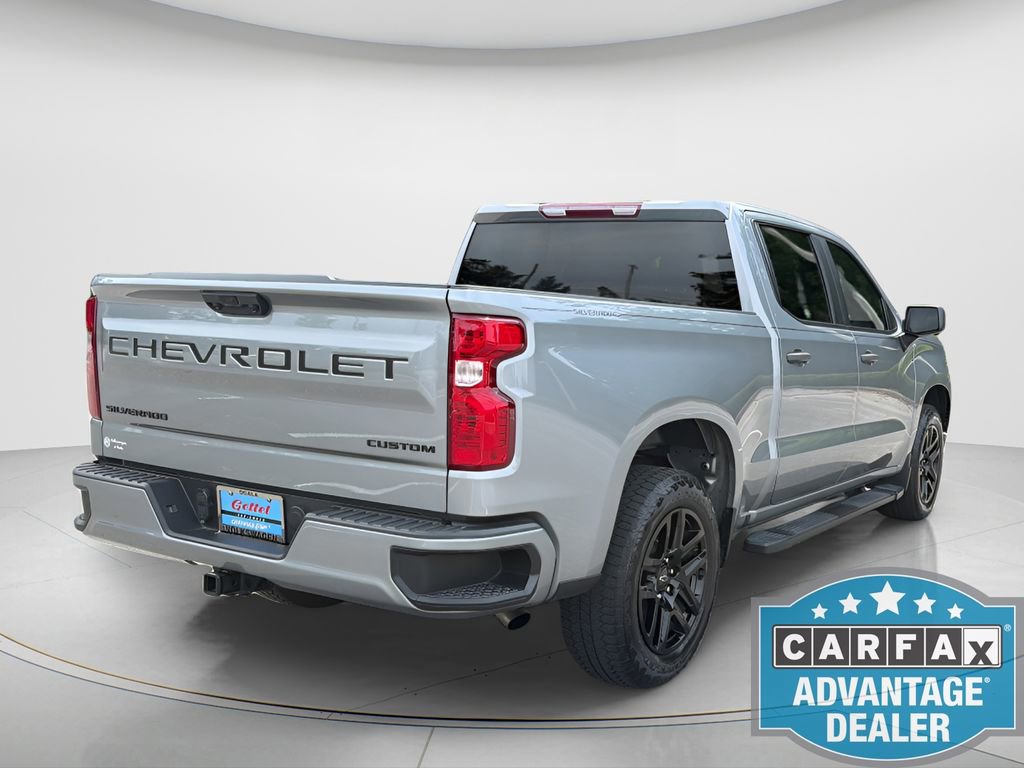 Used 2023 Chevrolet Silverado 1500 Custom w/ LPO, Dark Essentials Package RWD image 5